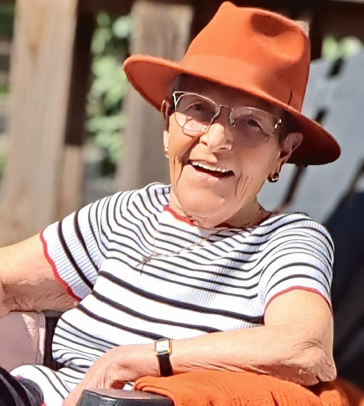 Veneranda Hart overleden