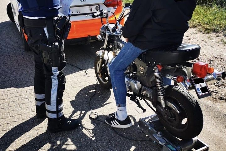 'Neen' tegen opgefokte bromfietsen