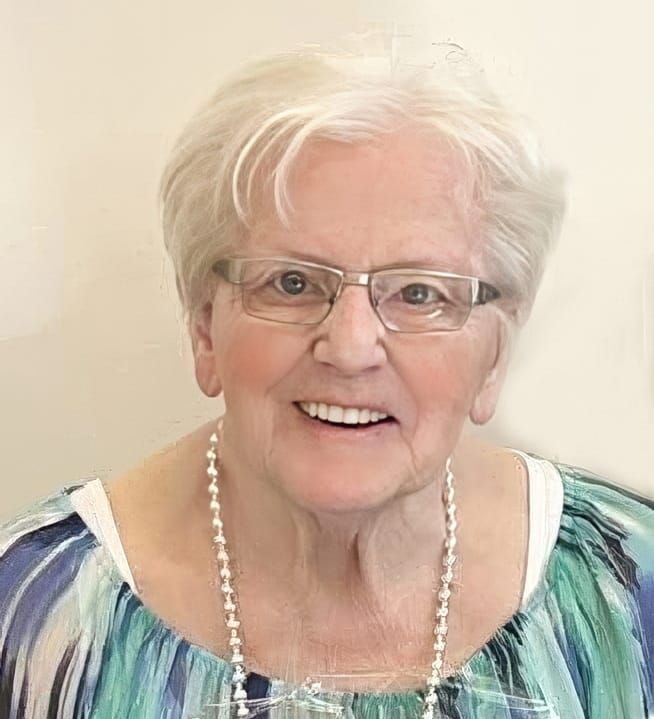 Toos van Sprang overleden