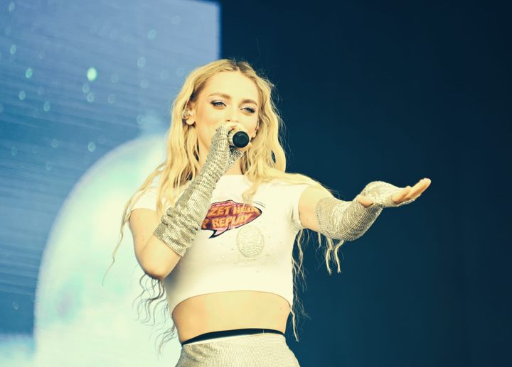 Companyfestival zondag: veel volk voor Camille, Aaron en Metejoor