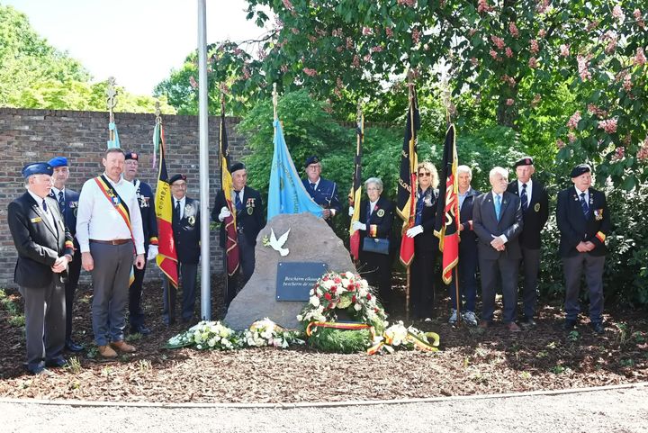 Nieuwe vredesmonument onthuld
