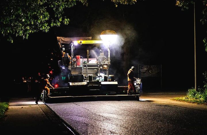 Wegdek Kerkhovensesteenweg aangepakt