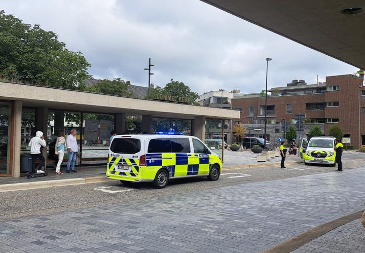 De steekpartij aan de kerk: de politieke reacties