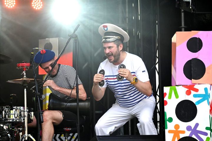 Kapitein Winokio en Waiko begeesteren de kids