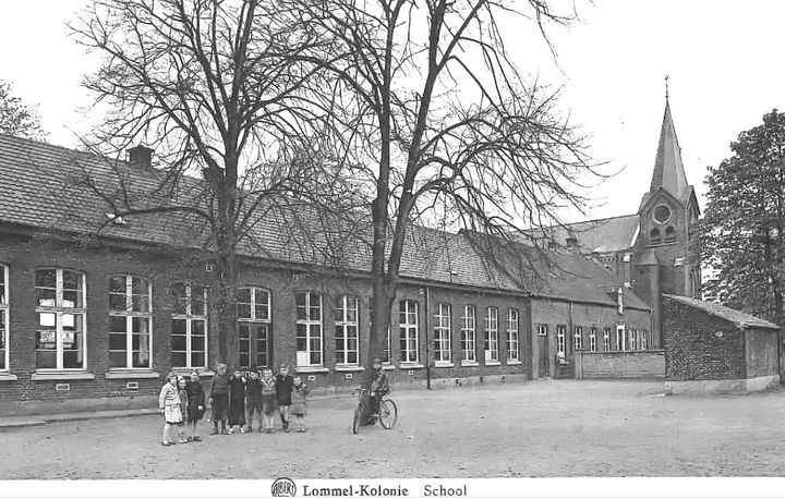 Schoolgebouwen van toen