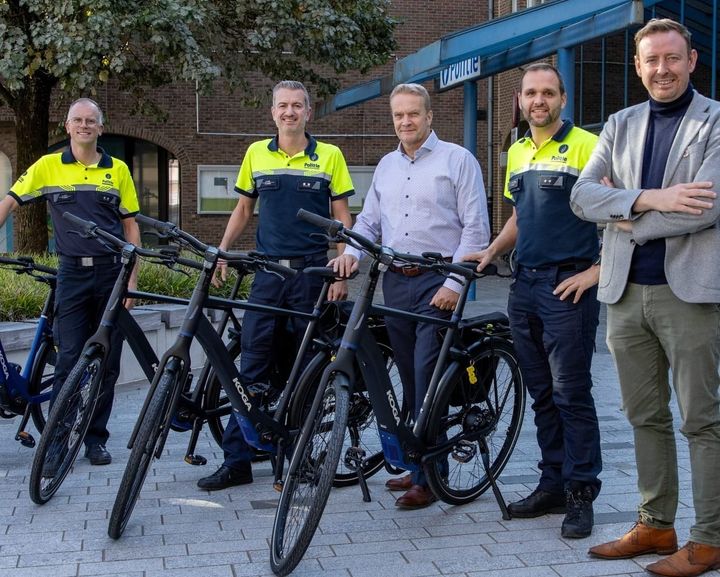 Politiezone versterkt wijkwerking met elektrische fietsen