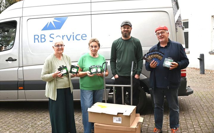 Schenking van 120 CO-melders aan Vincentius