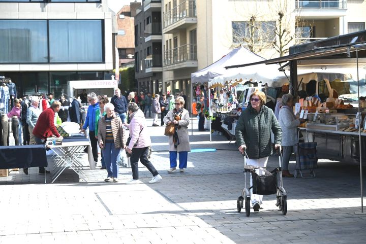 Bevolkingsbevraging i.v.m. wekelijkse markt