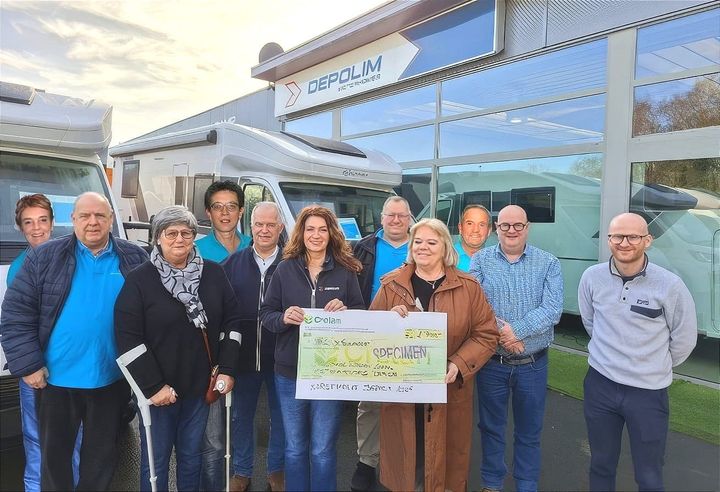 Kerstmarkt in Lommel levert 2.700 euro op voor MFC De Veerkracht