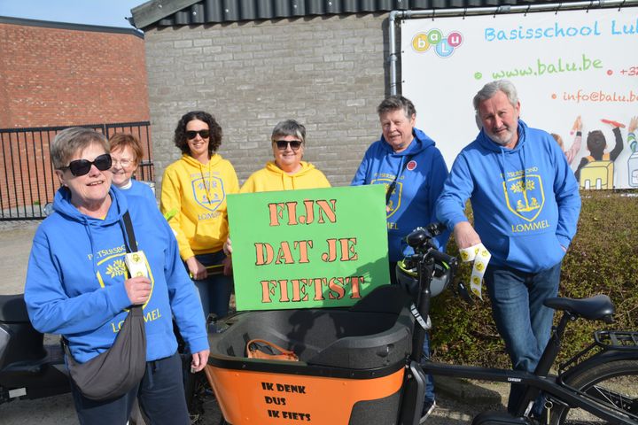 Fietsapplausdag bij BALU