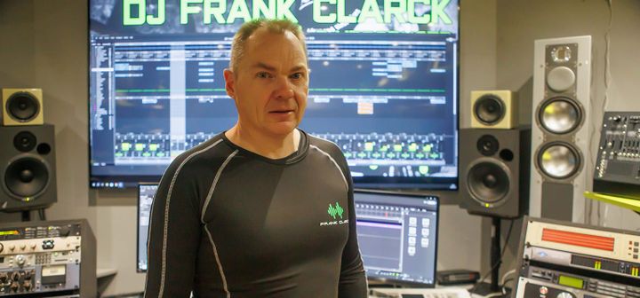 Frank Clarck zoekt stemvaste zangeres met X-factor