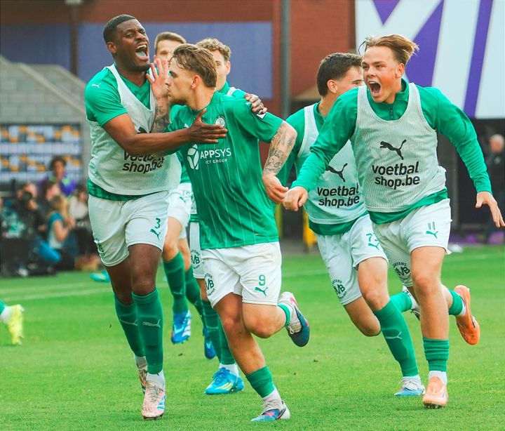Lommel SK wint ook terugmatch op Beerschot en gaat voor promotie tegen Dender