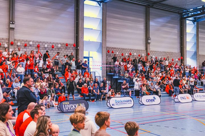 Basket Croonen Lommel wint tweede wedstrijd halve finale van Luik