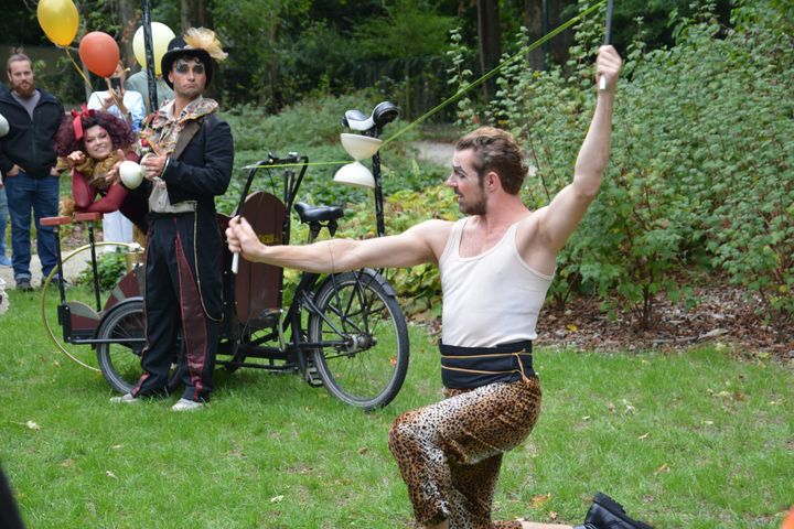 Mix van acrobatie, humor en theater op 'Bal Final'