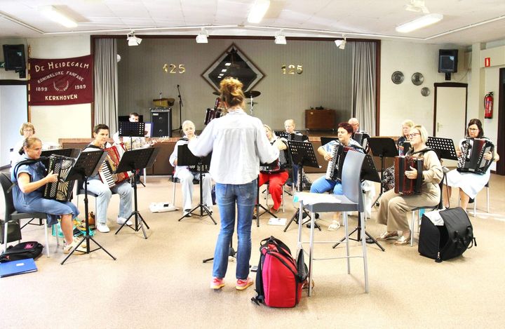 Accordeonorkest Frizzante start nieuw seizoen met open repetitie
