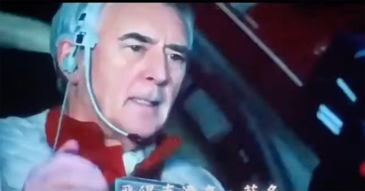 An older Wedge Antilles, played by Denis Lawson, appears in the cockpit during "The Rise of Skywalker"