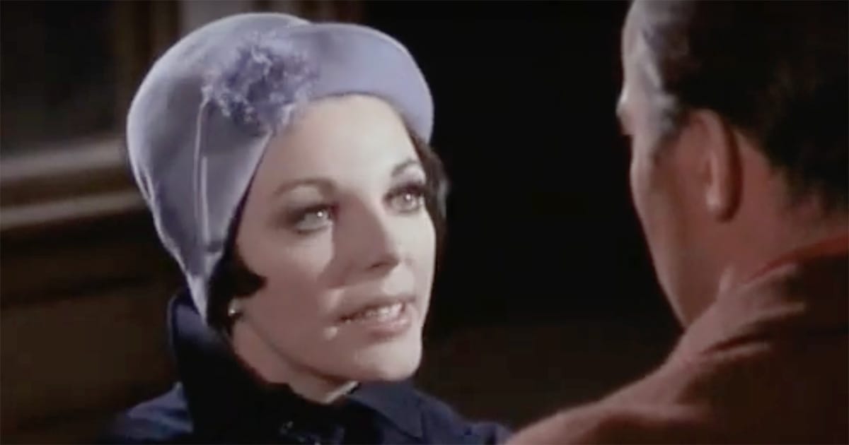 Joan Collins as Edith Keeler in the Star Trek episode 'The City on the Edge of Forever' from 1967, speaking with Captain Kirk.