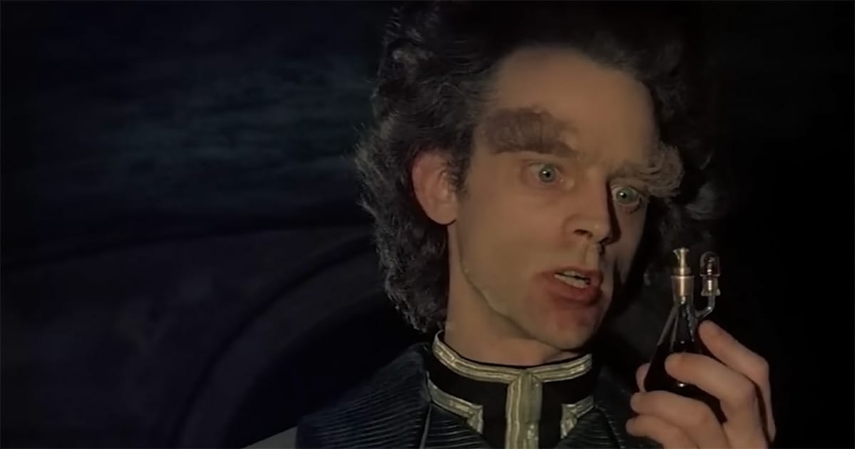 Piter de Vries holding sapho juice in Dune 1984.