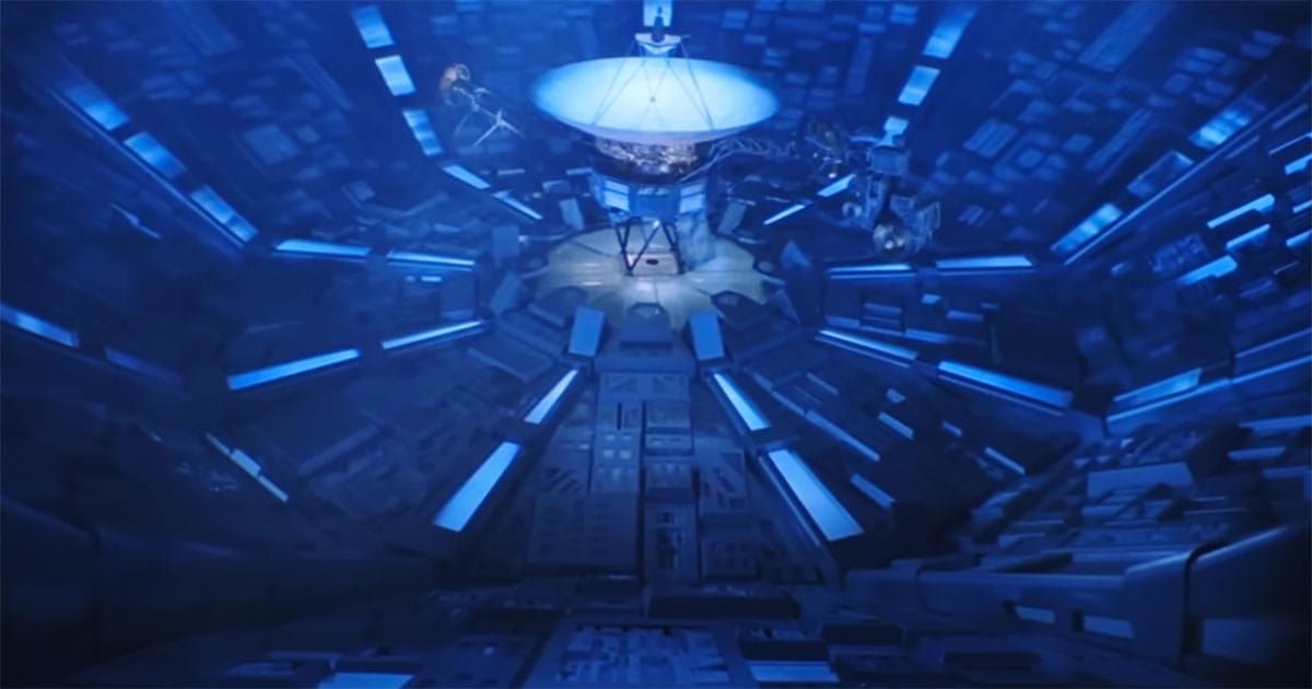 Voyager 6 encased within V’Ger’s glowing mechanical core from Star Trek The Motion Picture