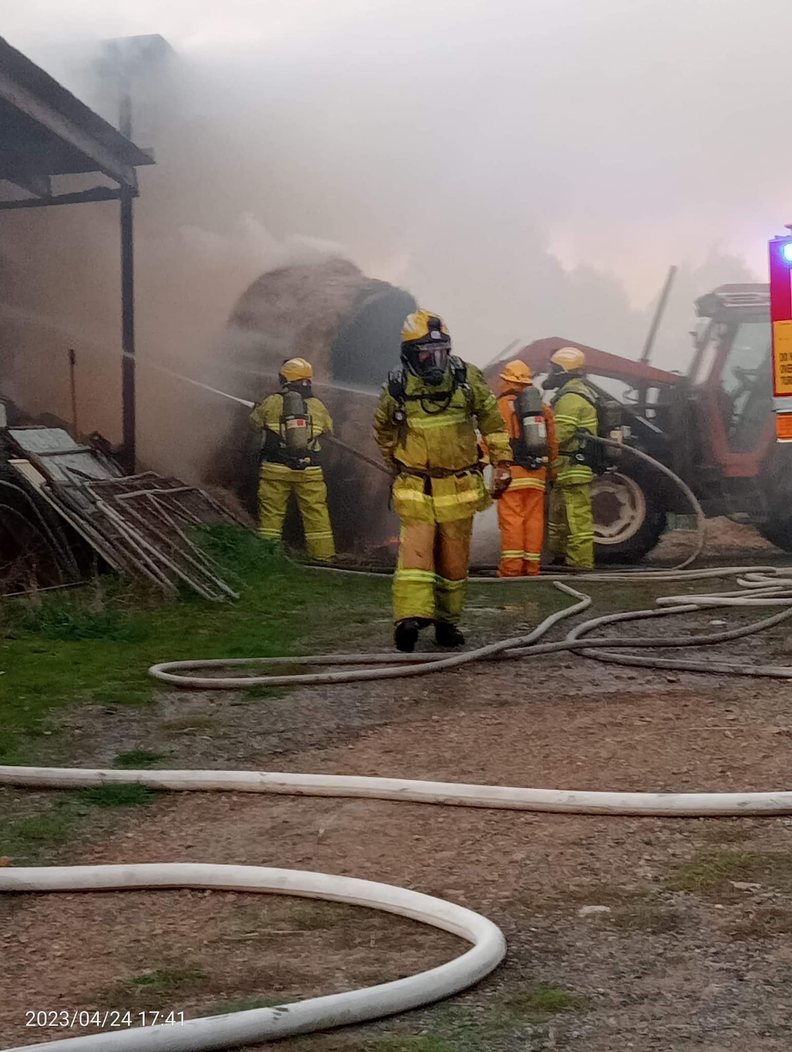 Huge fire engulfs farm shed