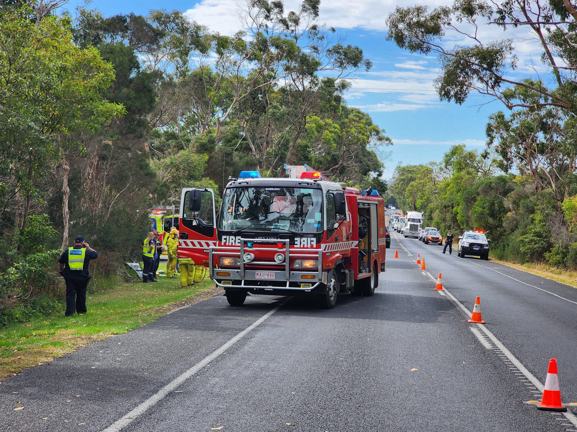 Car accident blocks Bass Highway