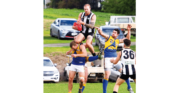 Poowong fall in tight game against Ellinbank