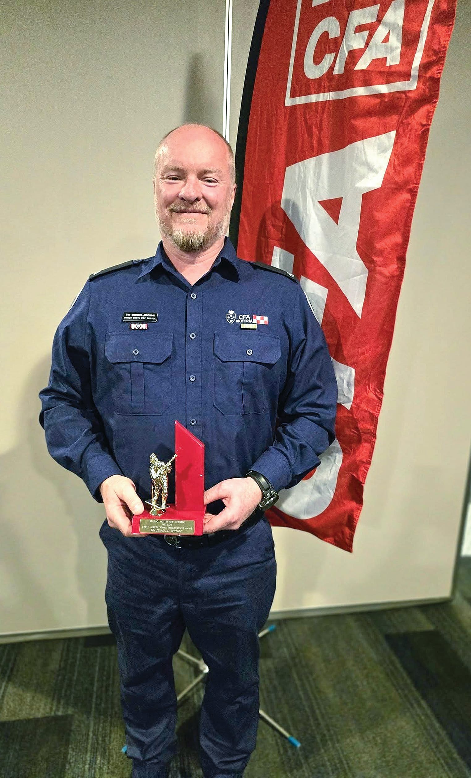 Tim Bessell-Browne received the Steve Groen Award for his leadership within the Mirboo North CFA. Photo: Mirboo North CFA.
