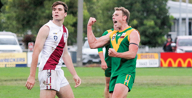 Parrots prevail in tight contest