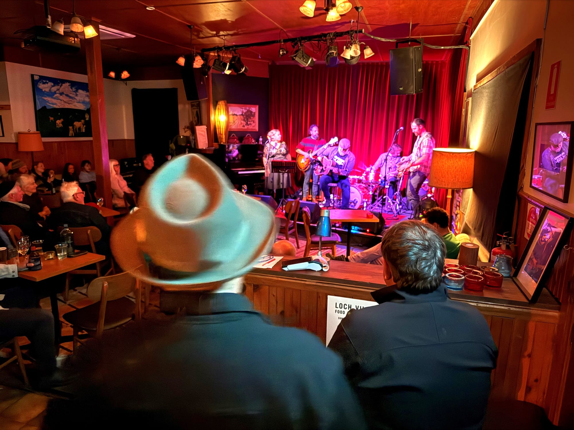 Van Walker, Peter Foley and an evening sublime at the Archies Creek Hotel