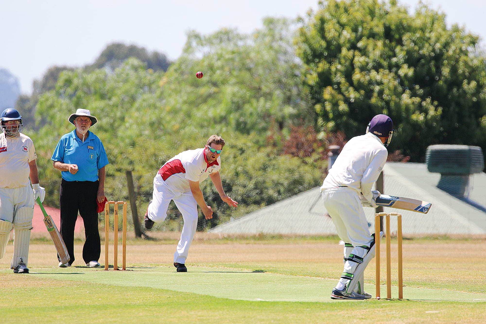 Andrew Brown sends one to the spectacular partnership of Gary Sauvarin and Kristian Gray. C51_0525