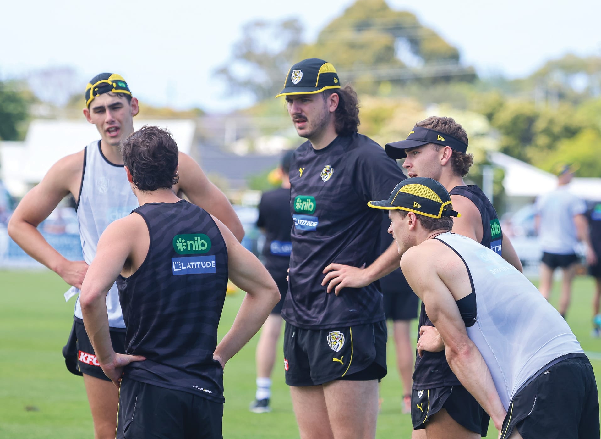 At 208cm, Perth Wildcats basketballer Oliver Hayes-Brown shapes as a possible back-up ruckman for Toby Nankervis.
