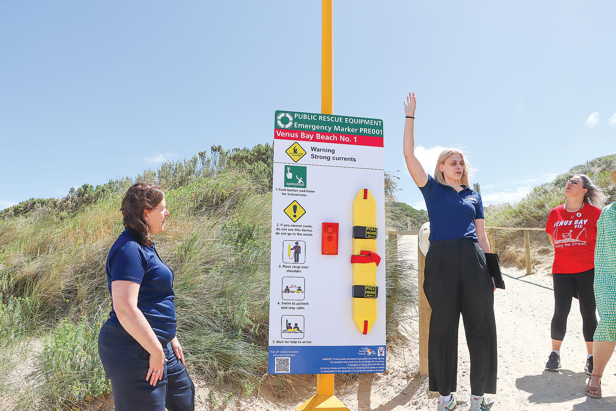 Grace Strugnell speaks about the new safety equipment at Venus Bay’s Beach 1. A38_5224