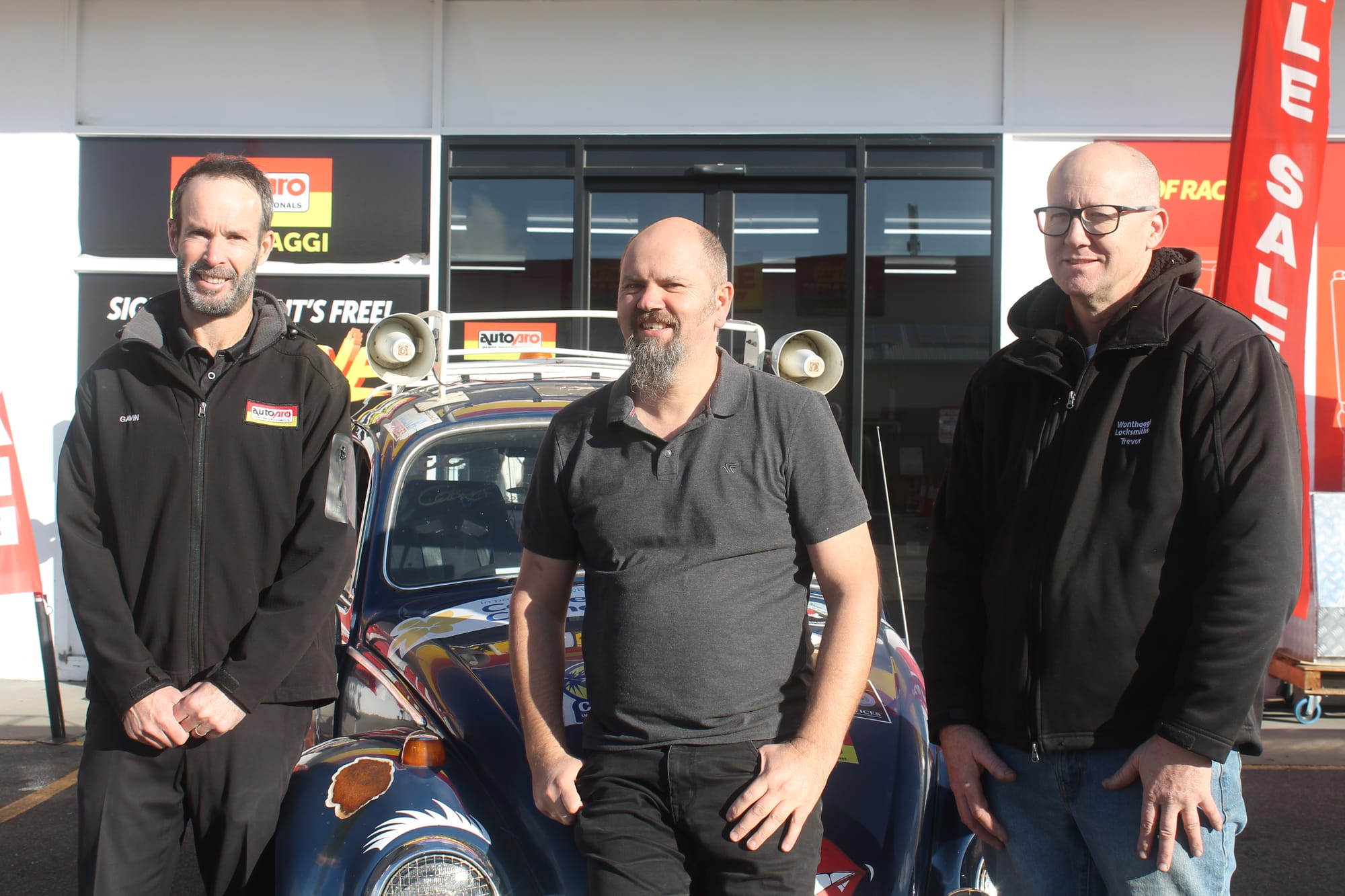 Nathan and Trev prepare for the 2025 Mystery Box rally in Broken Hill