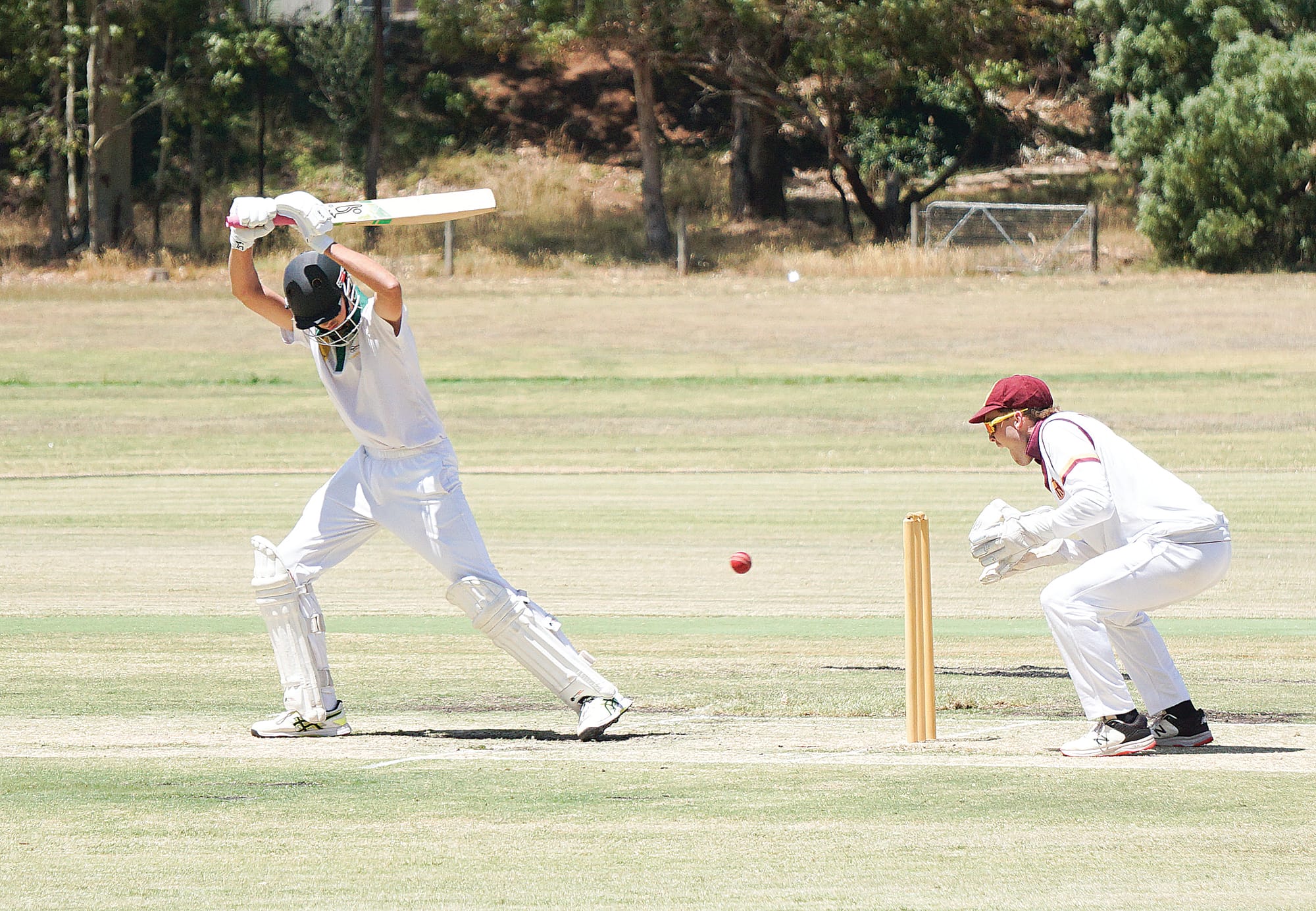 Despite this close call, Glen Alvie’s captain Darcy Hale scored 24 in his team’s B2 match against Imperials. NsB3_0425	