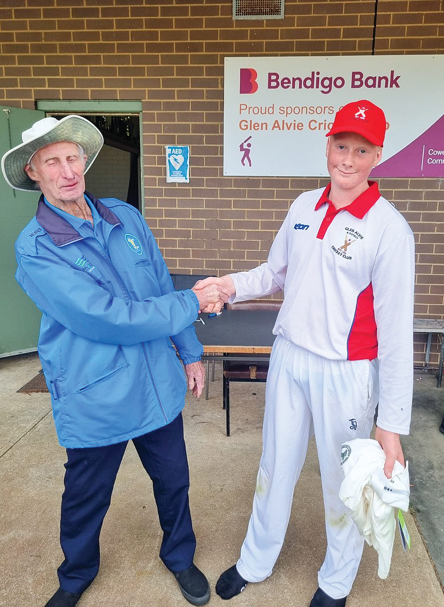 U15&nbsp;player awarded Man of the Match: Jack Brown Glen Alvie 50 retired with umpire Micheal Heenan.&nbsp;