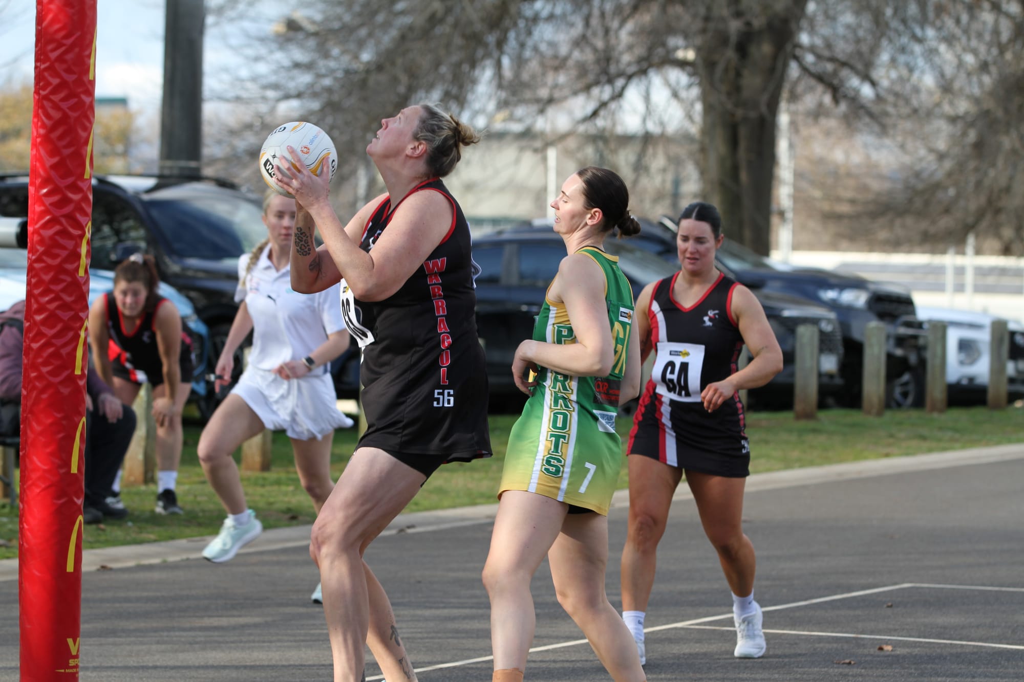 The winning form that saw Warragul GS Emma Ryde shoot a record 1000 goals in the Gippsland Netball League at Leongatha. B50_3125