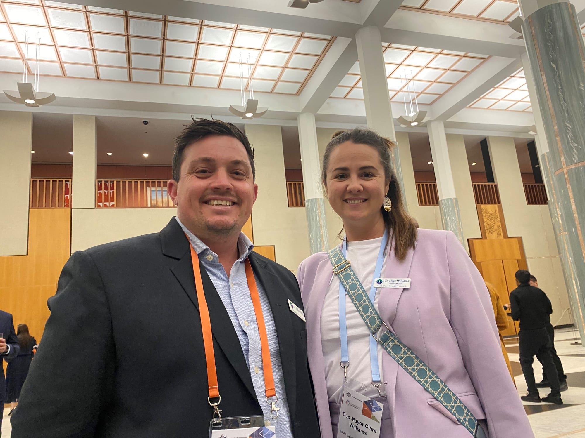 Mayor Hersey to take on Broadbent