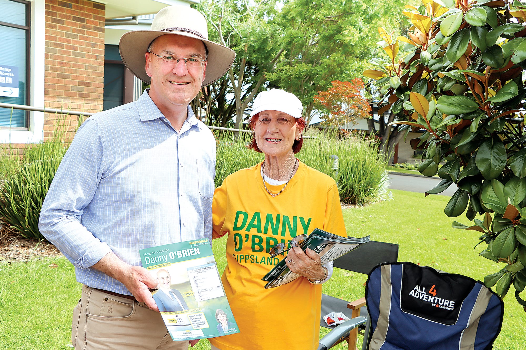 Member for Gippsland South Danny O’Brien with Meree Bath in Leongatha on Saturday. A08_4822
