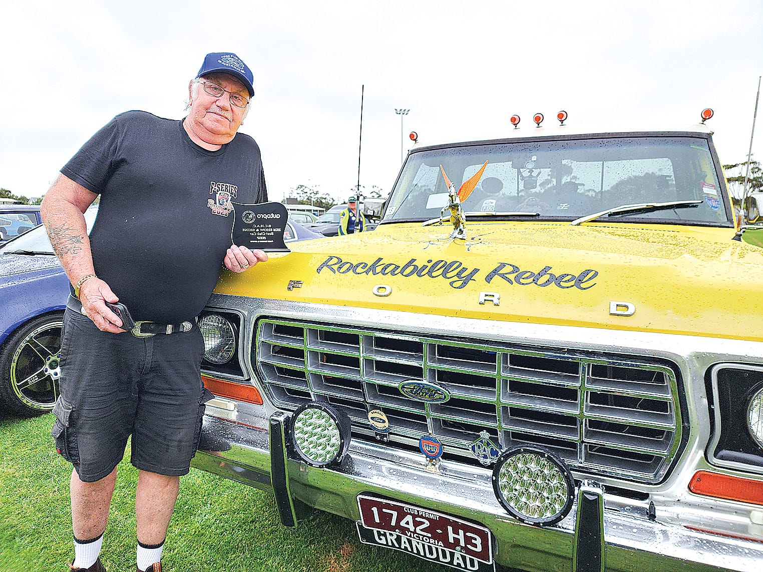 David Bourke of Morwell’s ’78 F100 landed the Best Pick Up. C24_4724