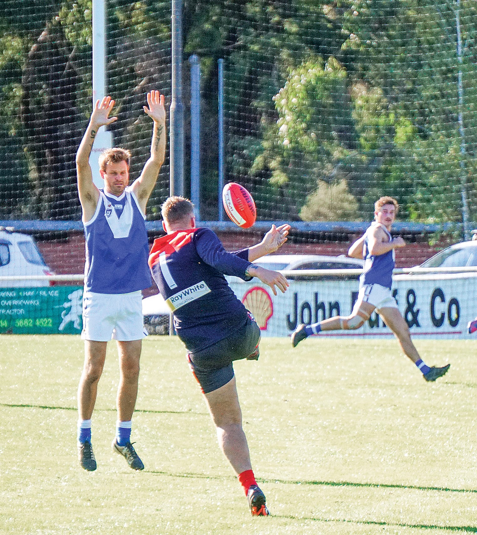 Darren&nbsp;Sheen was on fire for the Demons against Thorpdale. Ns28_1624