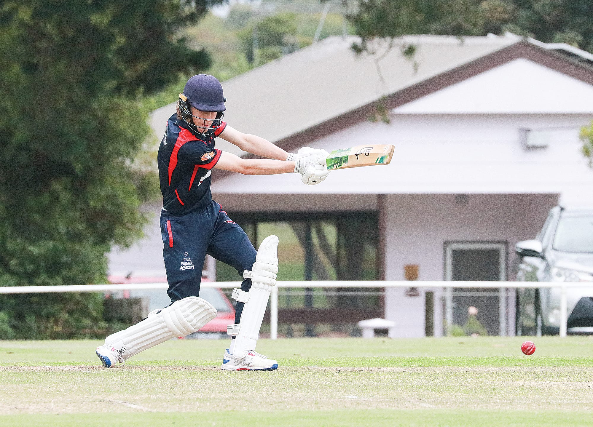 Inverloch’s Riley Harris batting against Phillip Island in the semi-final. Z40_1024