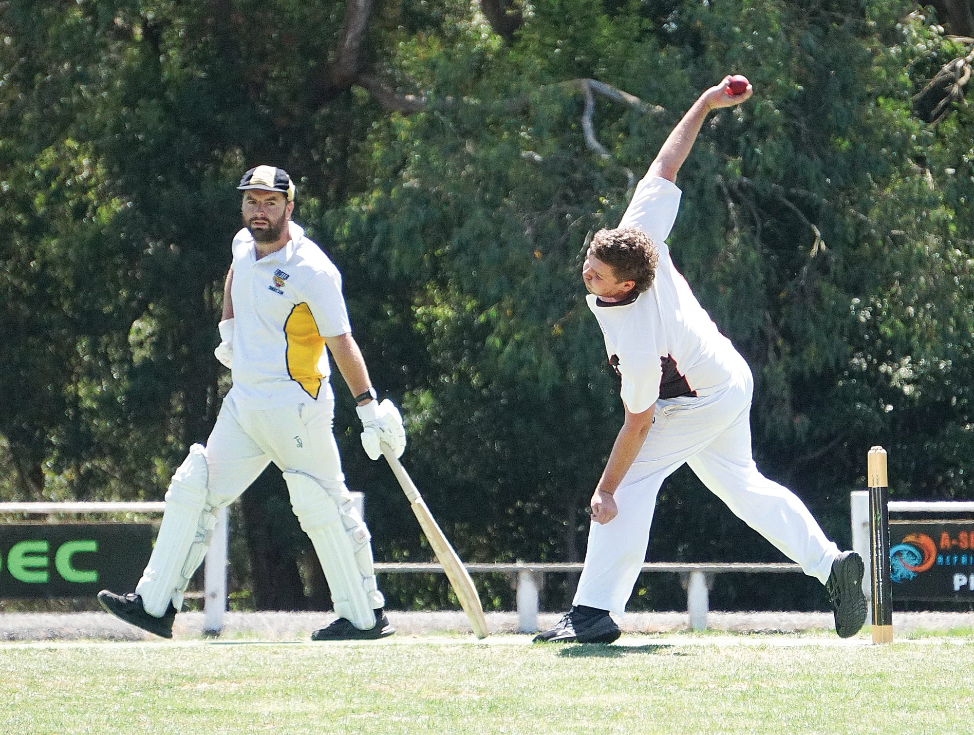 MDU’s Zak Bright bowled four overs in Foster’s innings. Ns06_4025
