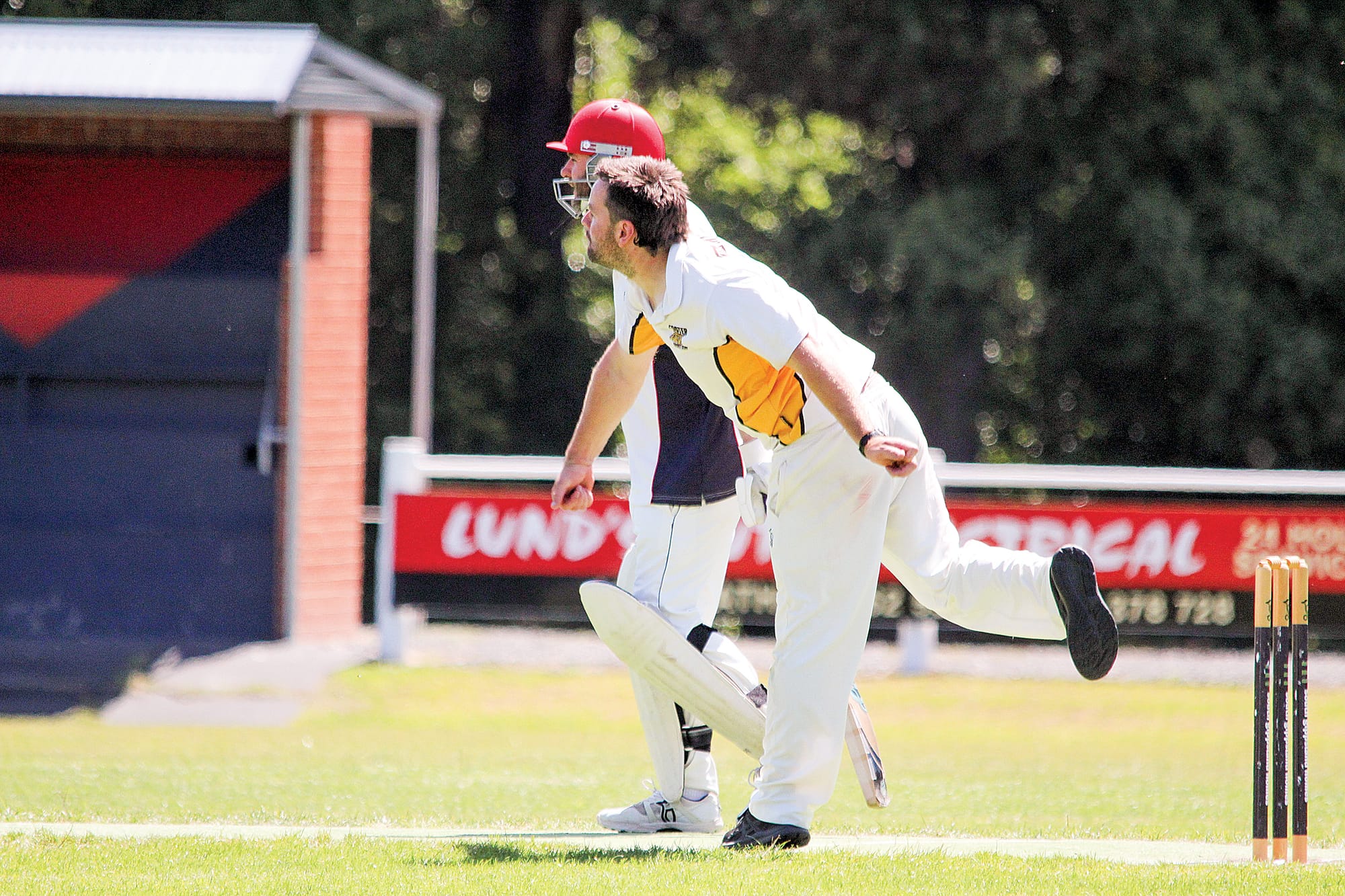 Josh Toner sends one down on his way to 4/94 on day one at Meeniyan. 