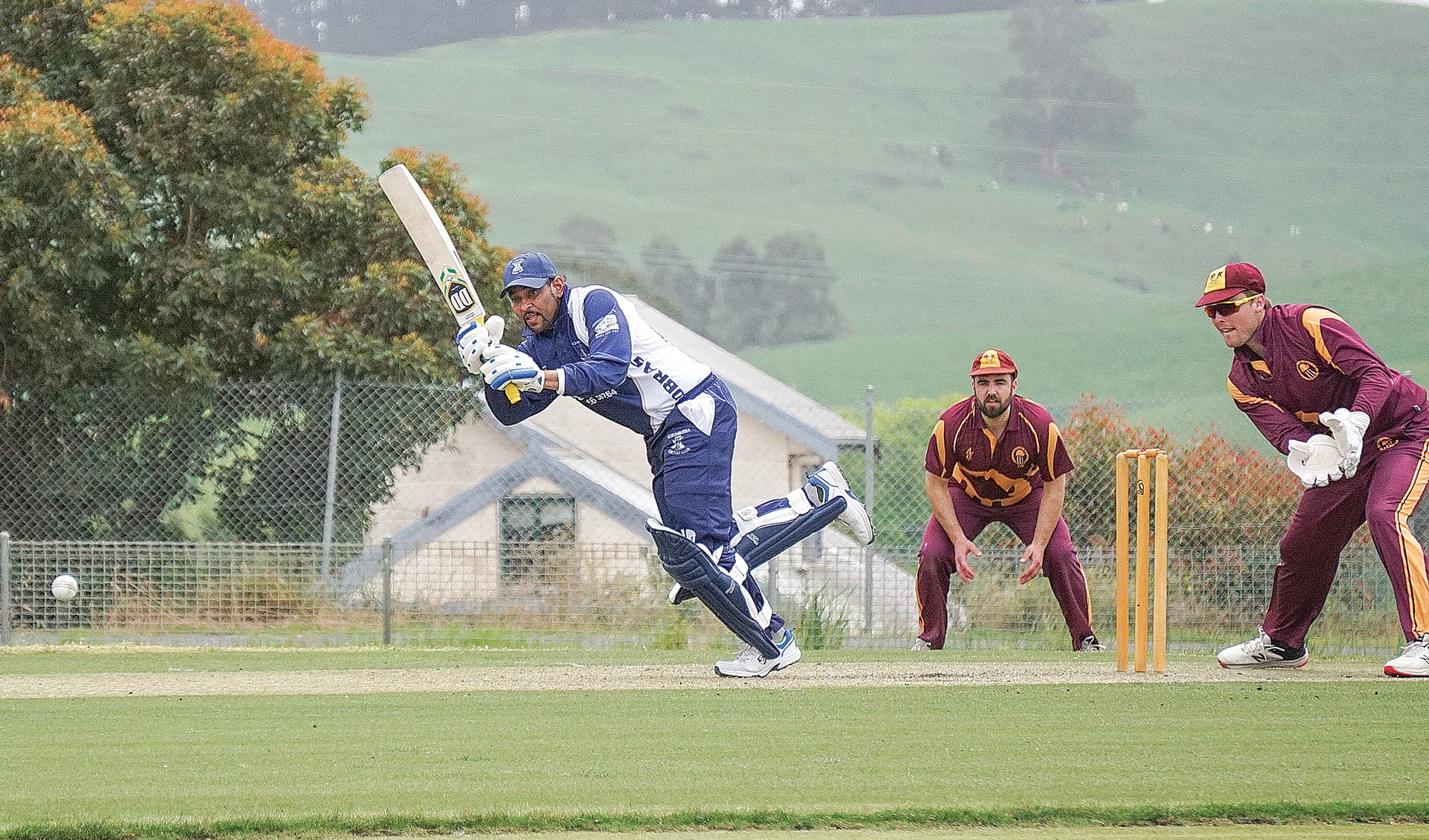 Dilshan steals the show in LDCA opener