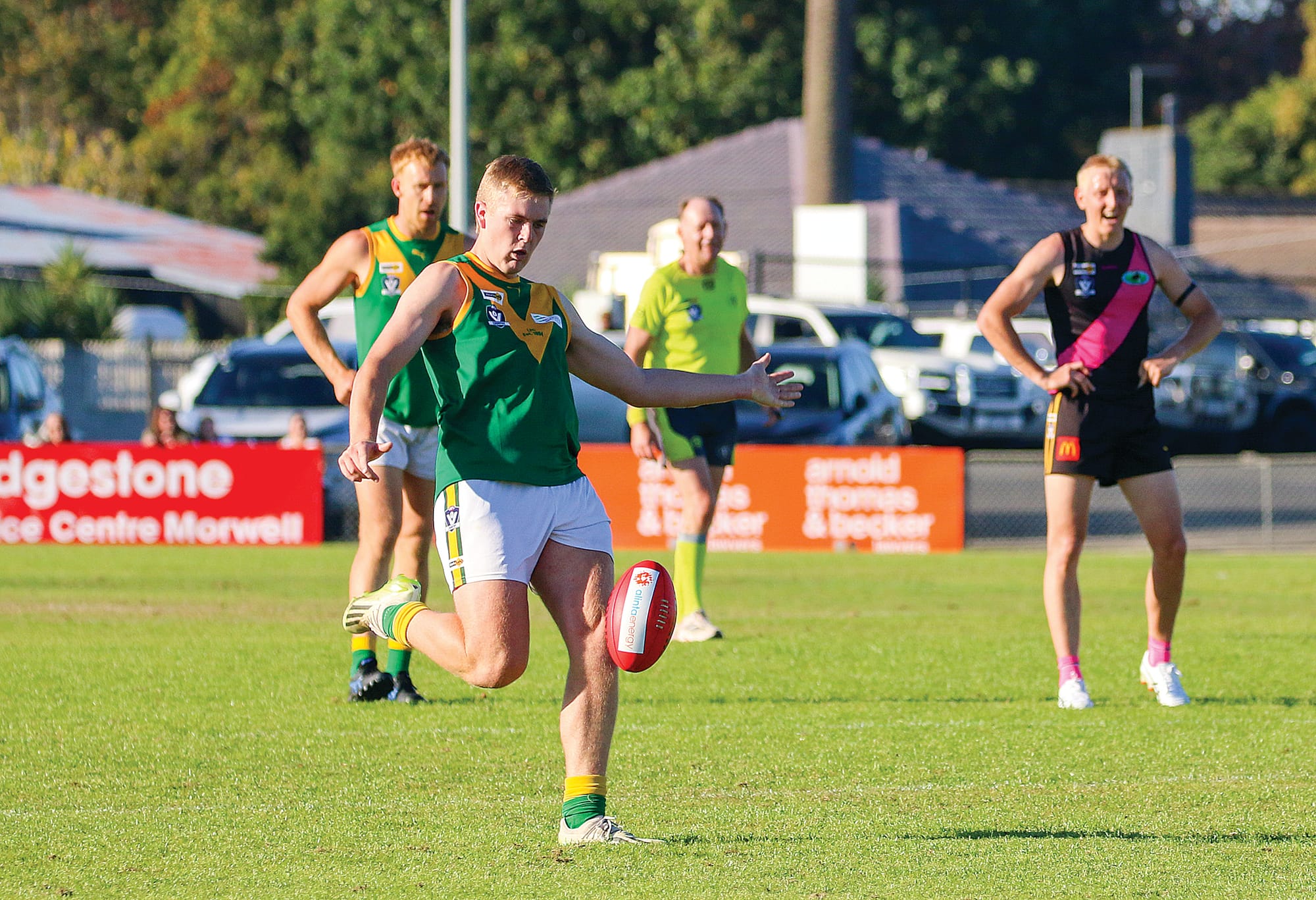Jenson Garnham lines it up and kicks it through for another goal. ob33_1925