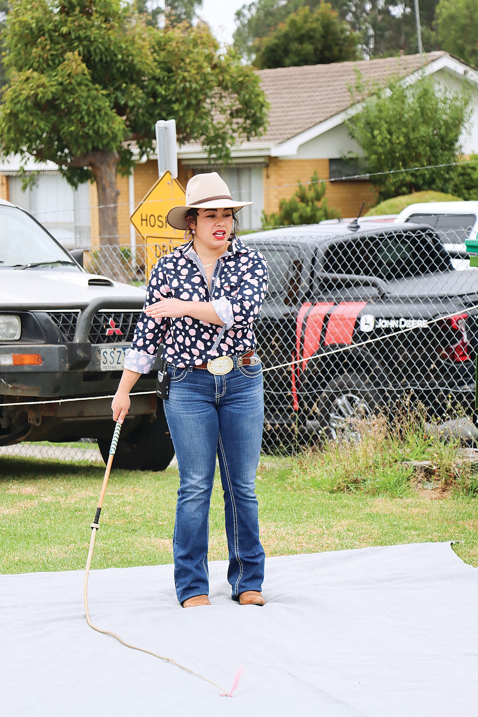 Emiliqua East runs a whipcracking clinic. A25_0924