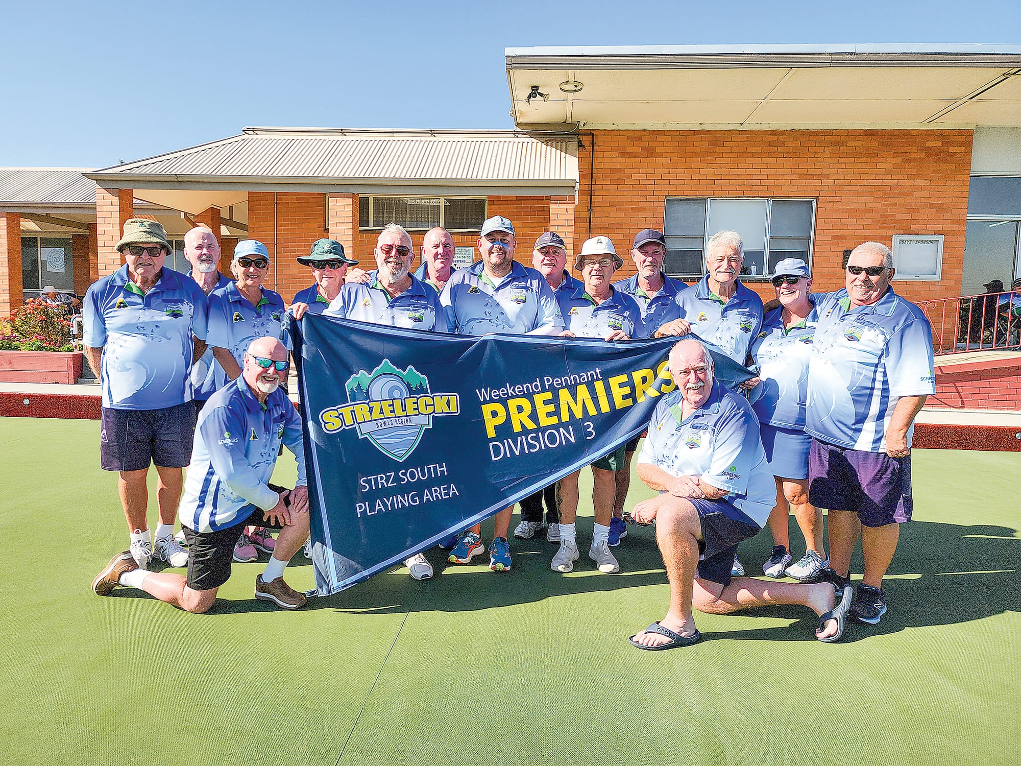 Strzelecki bowls region Weekend Pennant Division 3 Premiers Tarwin Lower, from left, knelling, John Fedley and Mick Bowman, front, Peter Tainton, Jenny Suttie, Fred Martin, Arthur Newsome, Dave Barry, Paul Redmayne, Laurie Gabbell, Synden Bontorno and Chaz Buccilli; back, John Hutt, Kevin Jones, Nick Suttie and Darren Rowe. Absent: Ray Saunders (Emergency). C13_1124