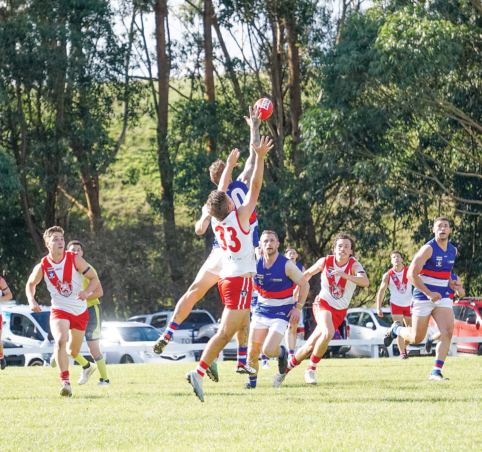 Darcy Berryman flies up but can’t match Newborough this time. Ns21_1624