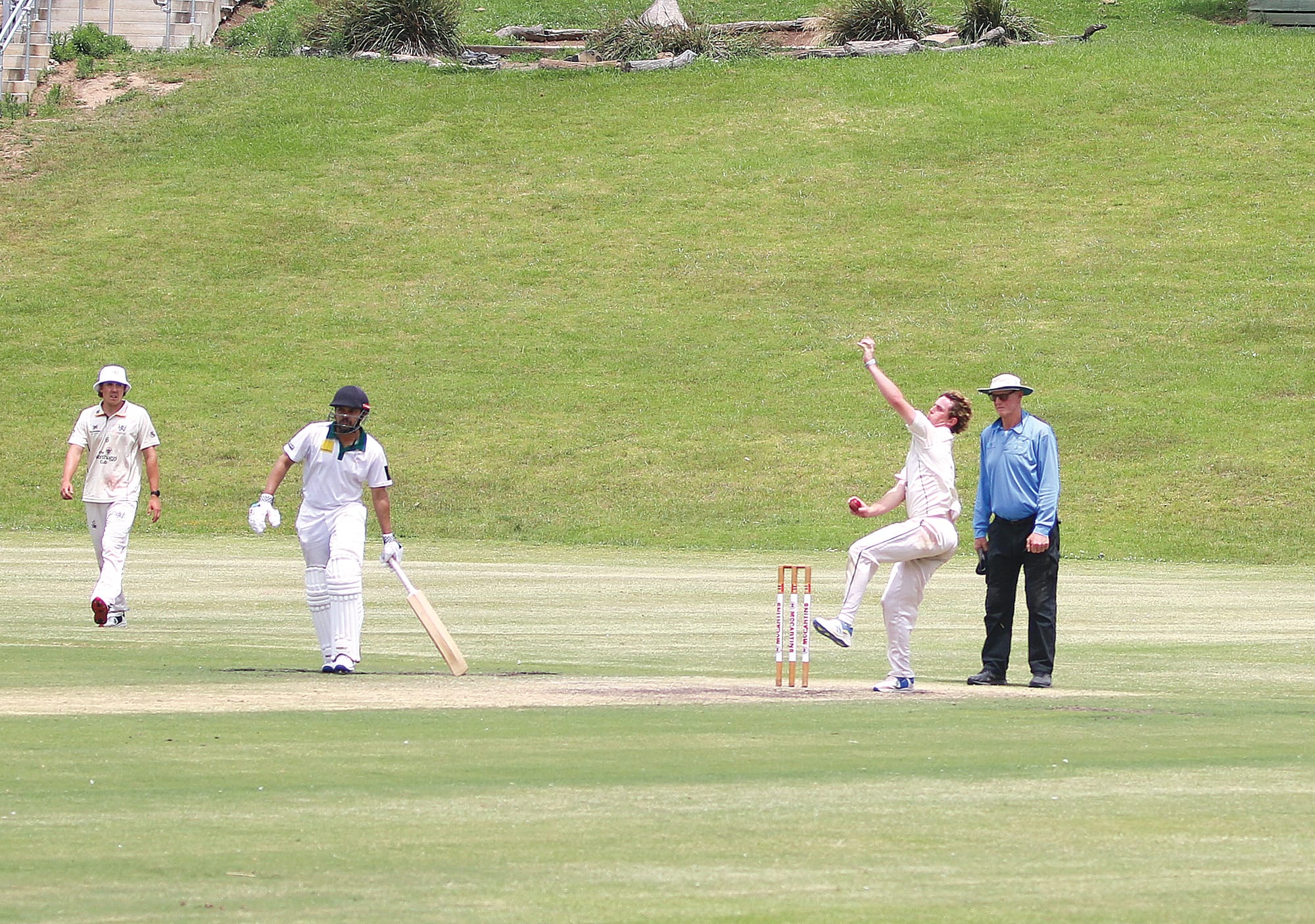 Jarvis Harvey sends one down the pitch for Wonthaggi. ob52_5124