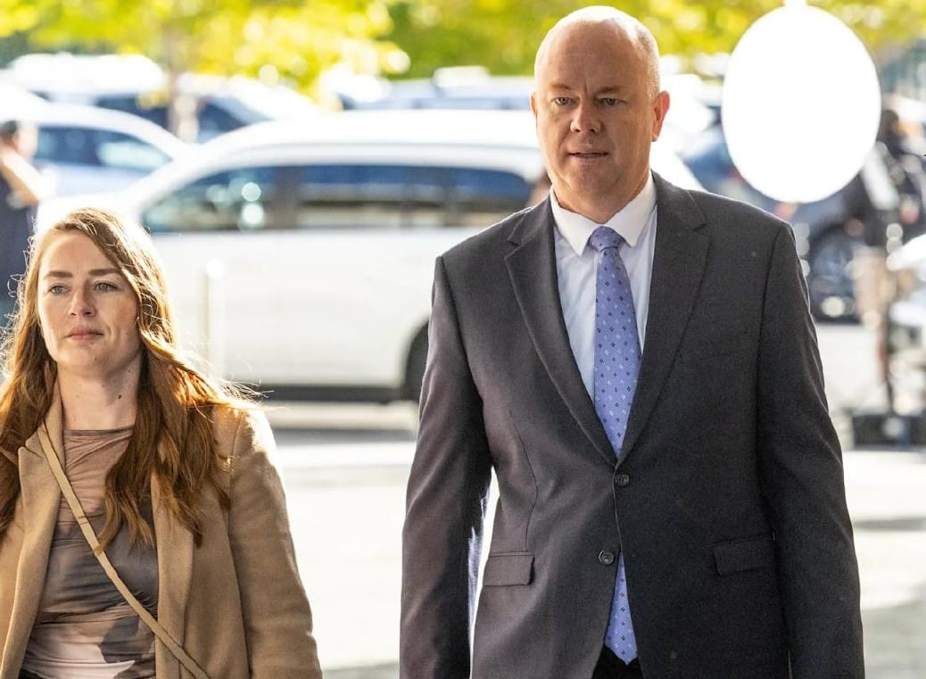 Why Simon's alleged poisoning charges were dropped